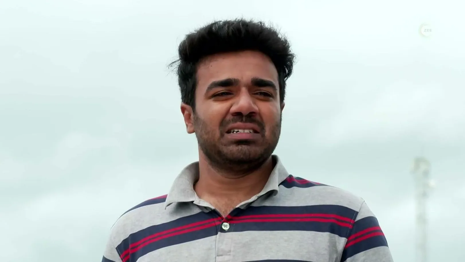 A Boy Tries to Commit Suicide | Appi Amchi Collector 