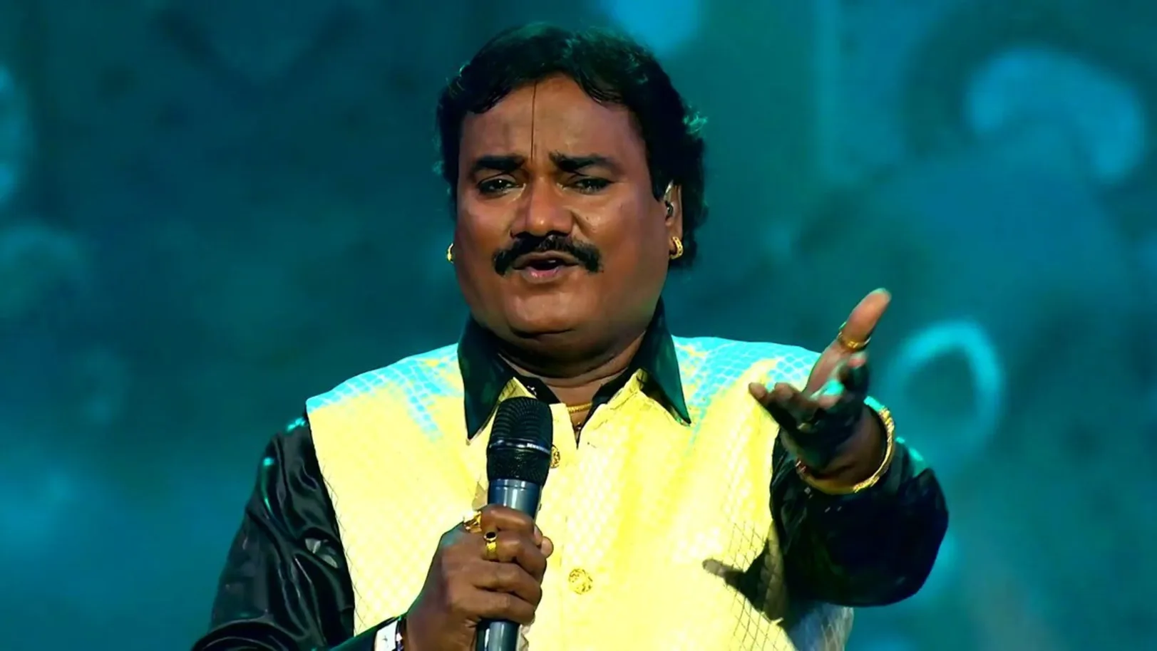Anand Shinde Sings the Song 'Parvati Cha Bala' | Jallosh Ganrayacha 2022 