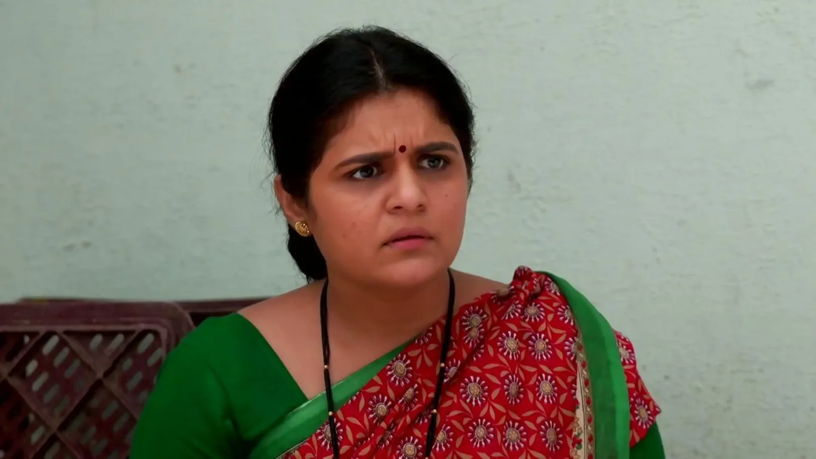 Deepak Ignores Priyanka's Words 16th September 2022 Webisode
