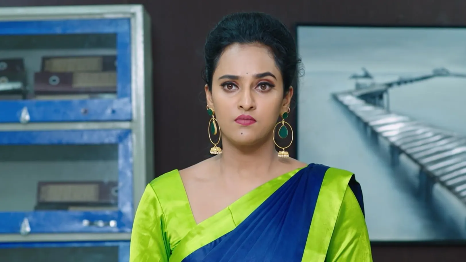 Shyama Rushes to Akhil's Office 13th October 2021 Webisode