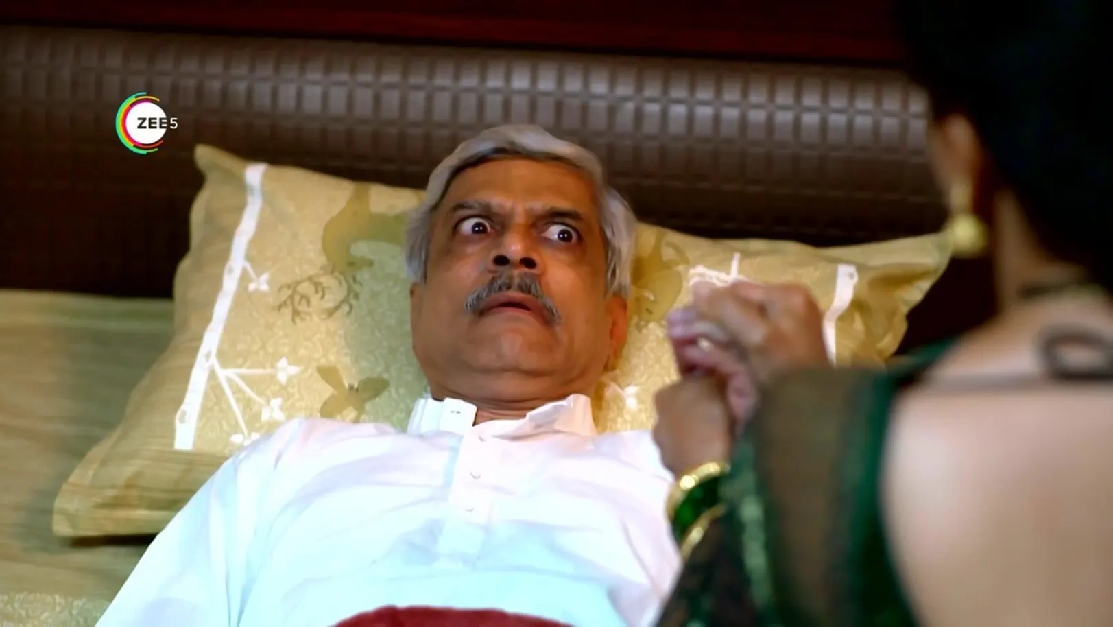 Rupali Threatens Padmakar | Saatvya Mulichi Saatvi Mulgi | Promo