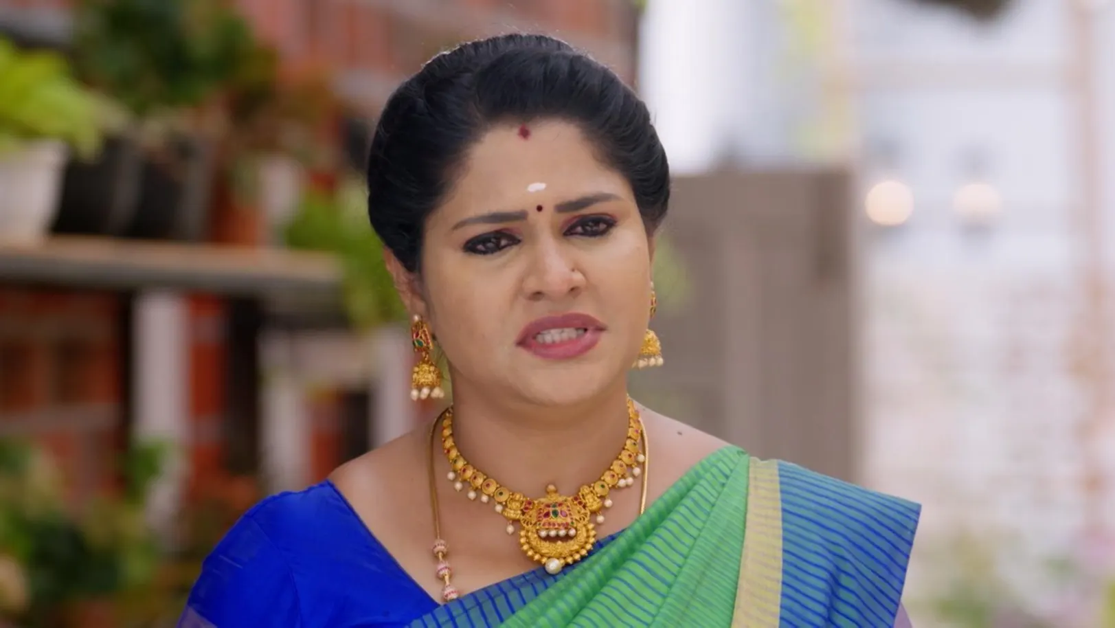 Ninaithale Inikkum - October 22, 2021 - Webisode 22nd October 2021 Webisode