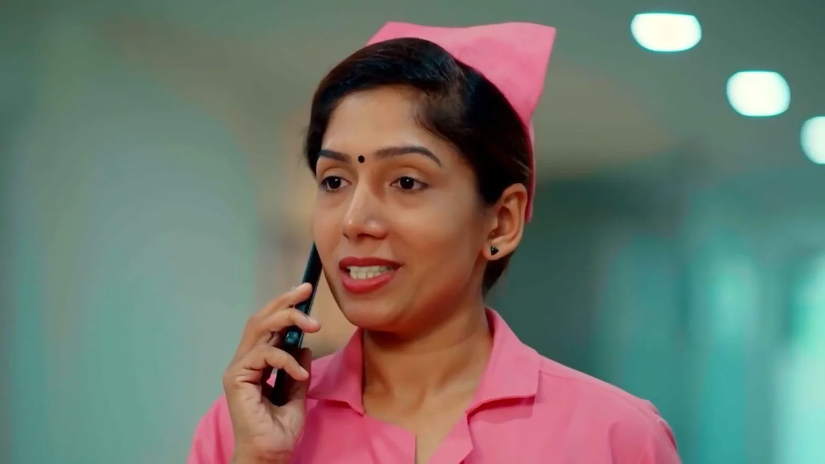 Surabhi Calls Up Sanju | Mizhirandilum 