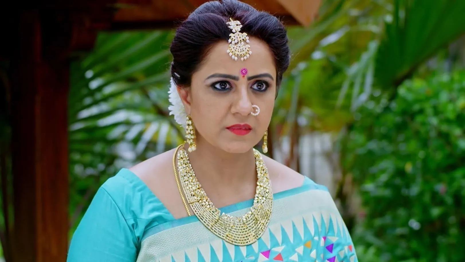 Vasundhara Gets Emotional 3rd November 2021 Webisode