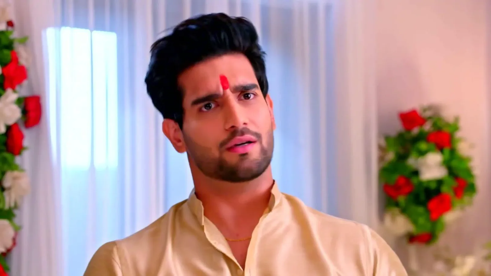 Mihika Teases Akshay | Kumkum Bhagya 