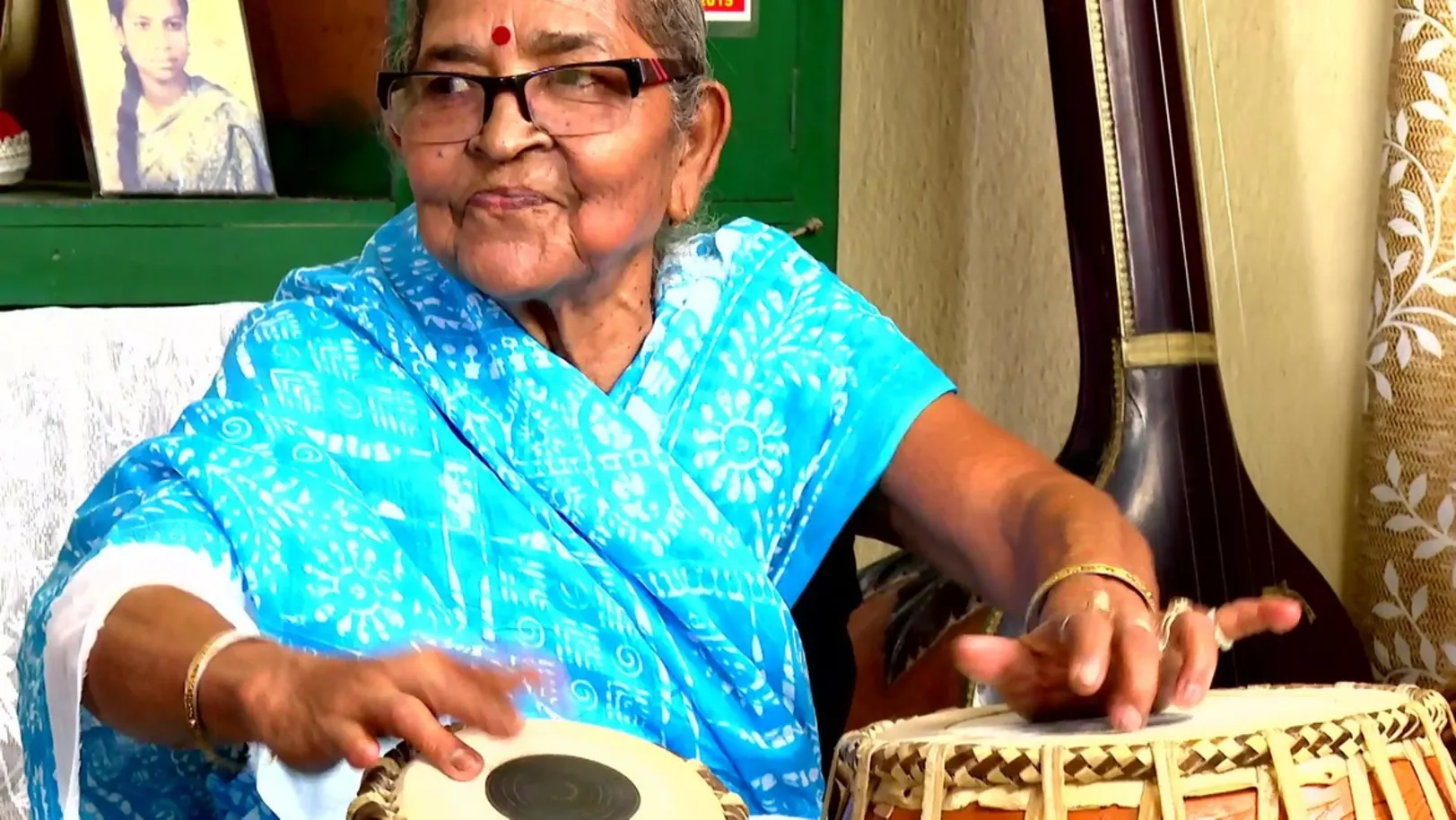 Tabla Player Manjula's Story l Ghore Ghore Zee Bangla l Promo