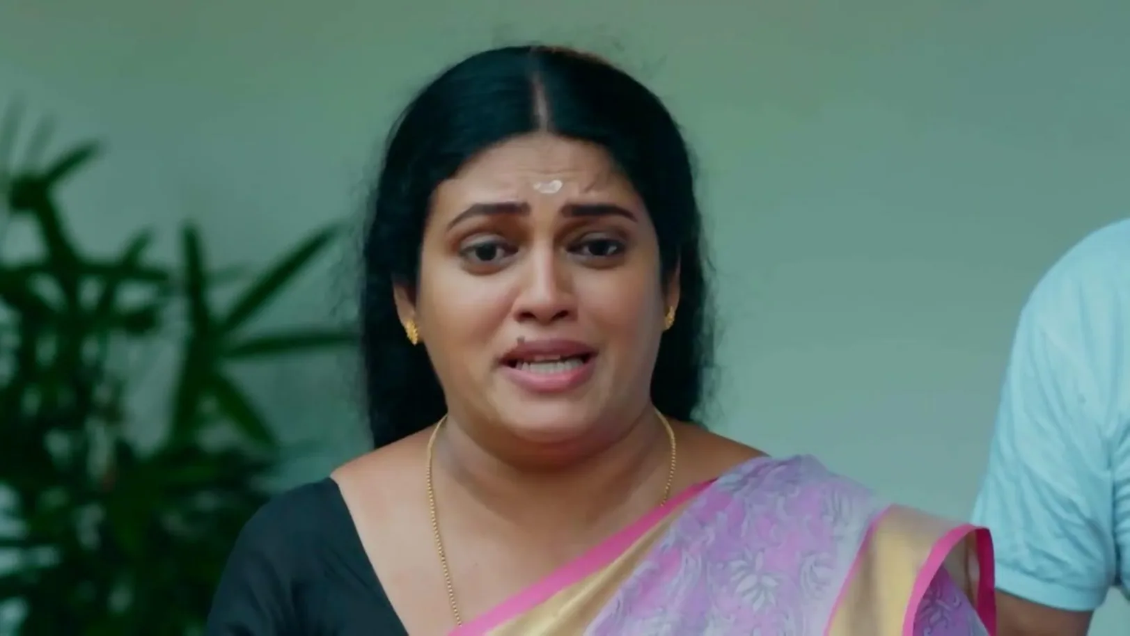Pallavi’s Words Hurt Ambika 5th July 2023 Webisode