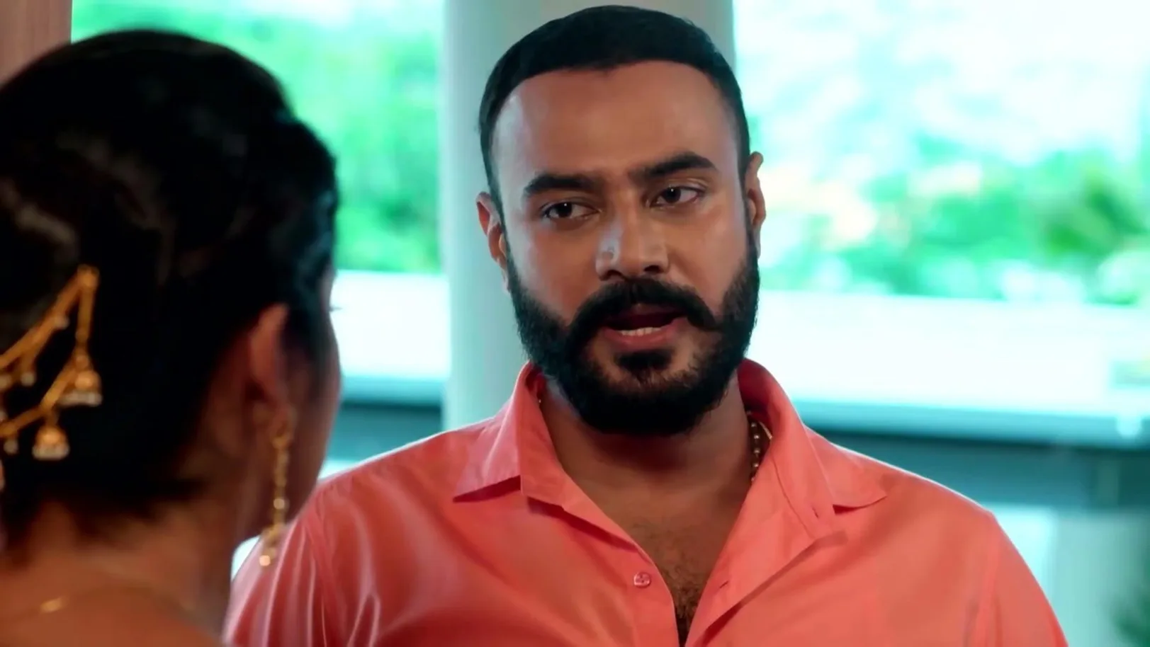 Prabhavathi Stops Prathapan | Parvathy 