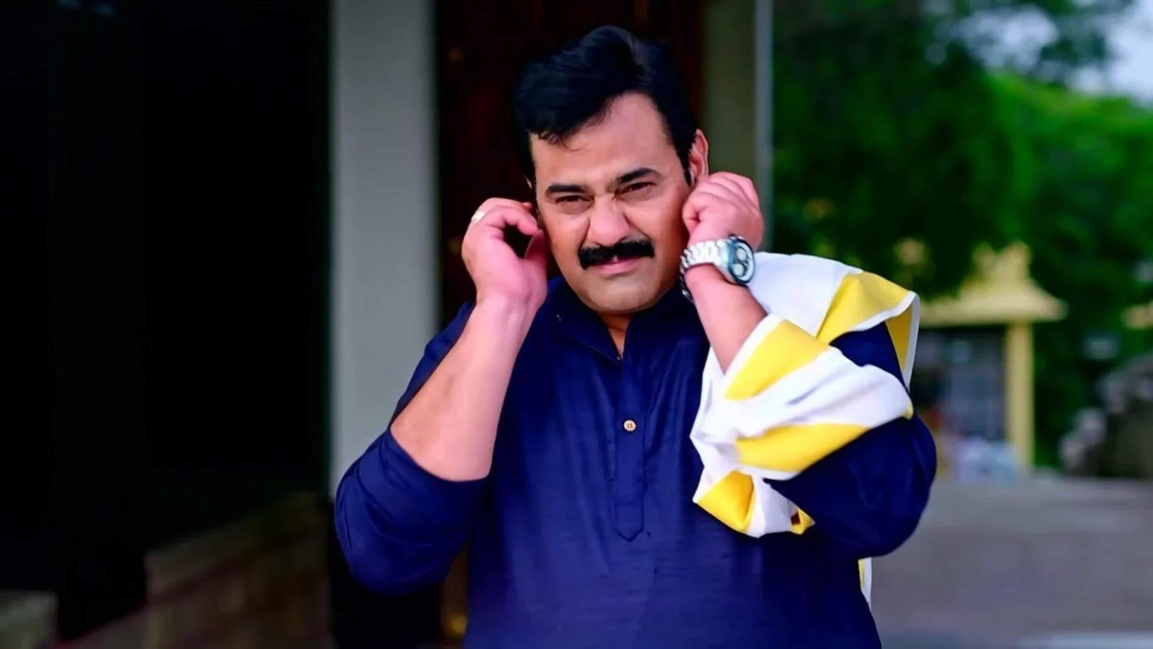 Goutham Picks Bhoomika in His Arms Episode 54