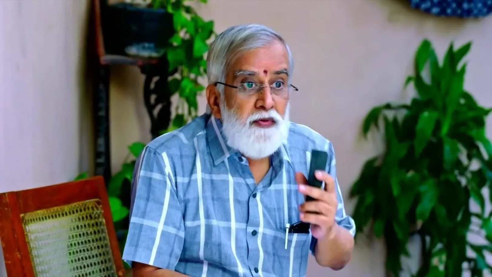 Sihi Enquires about What a Jail Is | SeethaRaama 