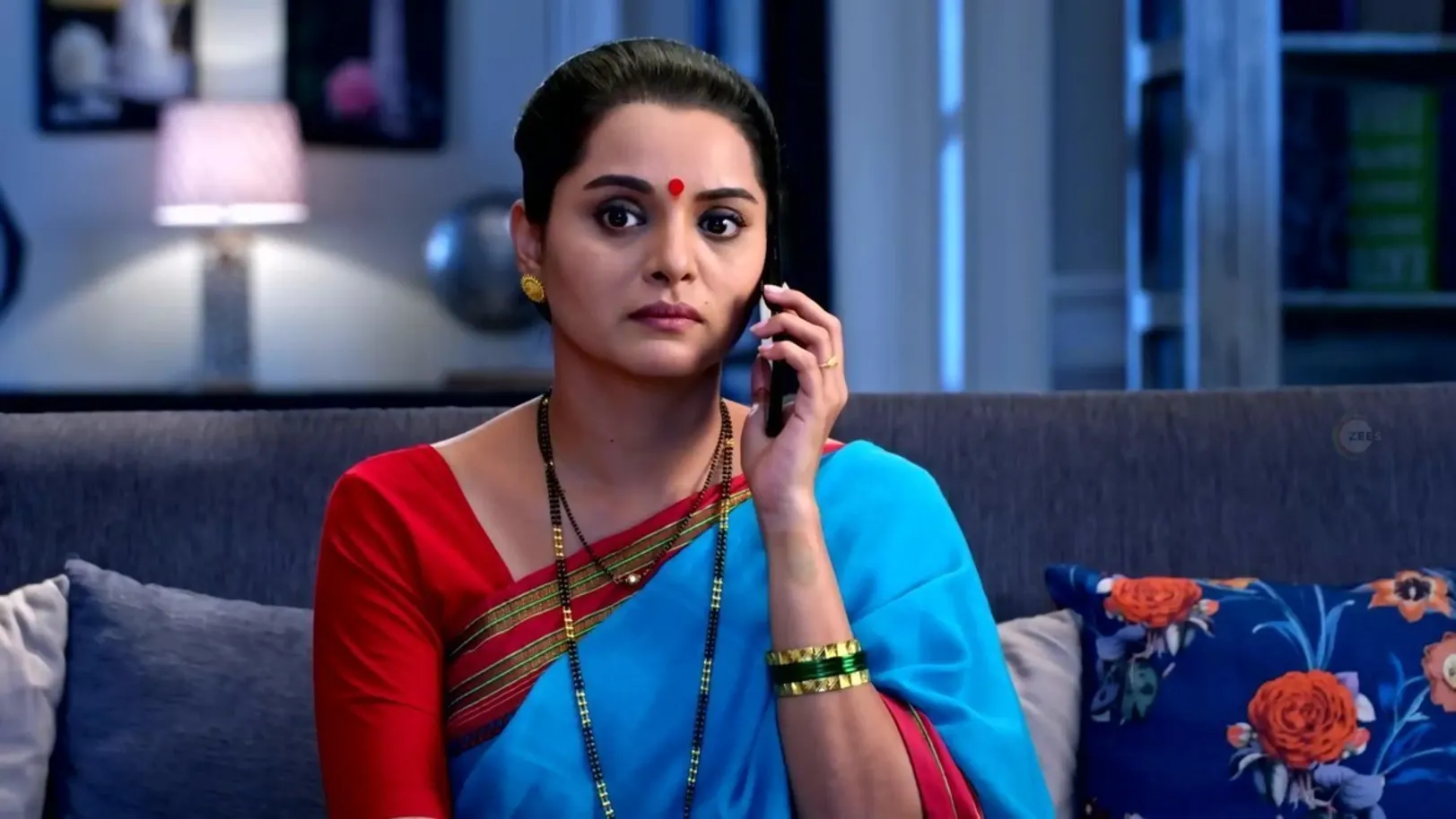 Uma Gets Worried about Sandhya | Sara Kahi Tichyasathi 