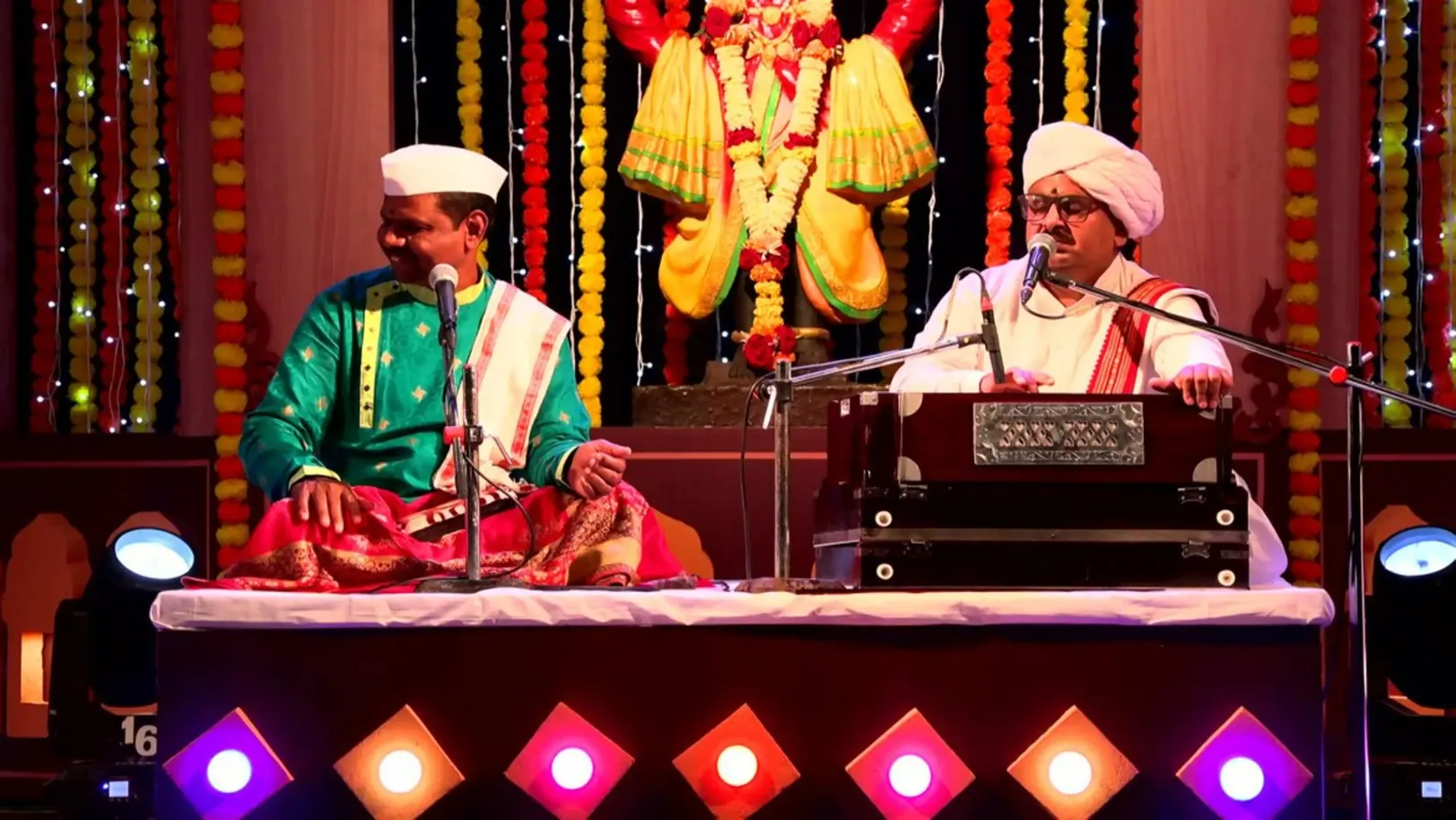 Avgha Rang Ek Zhala - October 11, 2023 - Episode Spoiler
