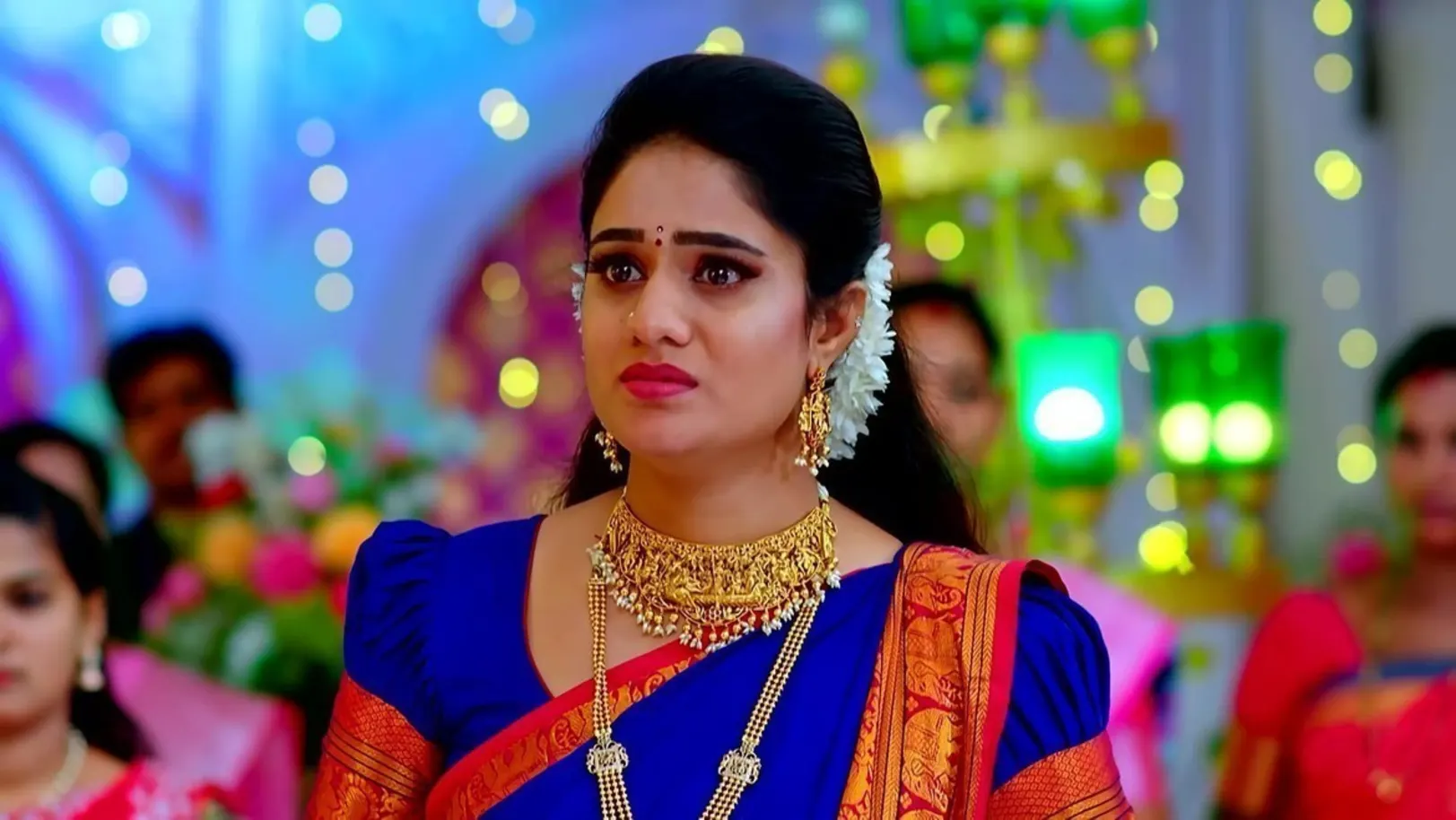 Jagadhatri Faces a Dilemma Episode 63