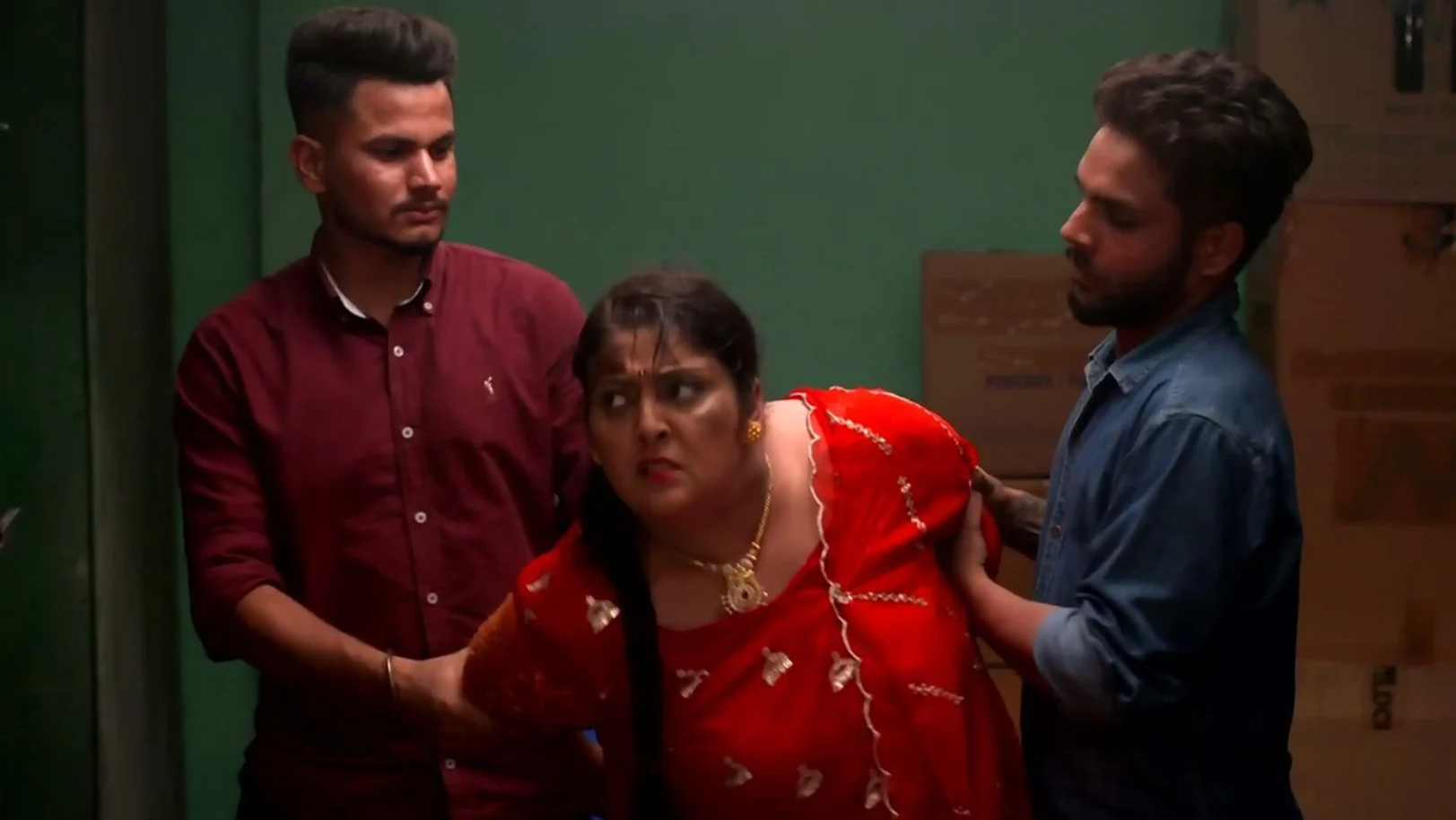 Bobby Asks Reet to Marry Him | Gal Mithi Mithi 