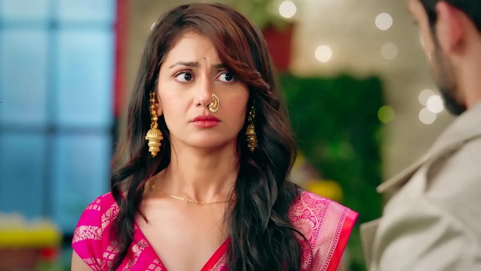Jahaan Gives Good News to Bhavani 1st December 2023 Webisode