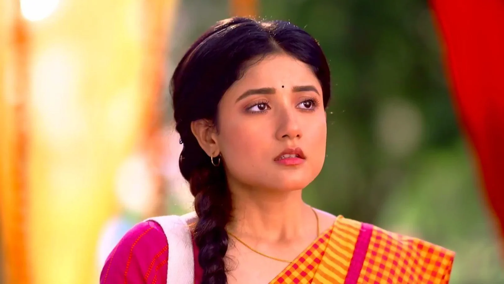 Radha's Question about the Yagna 6th December 2023 Webisode
