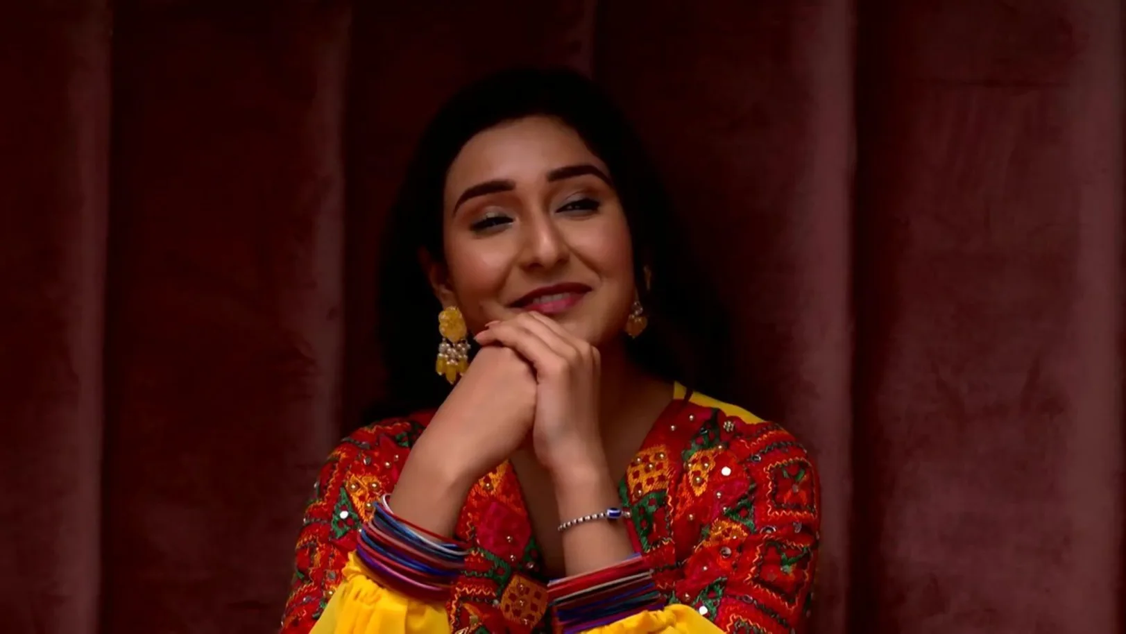 Reet Shares Her Dreams with Saroj | Gal Mithi Mithi 