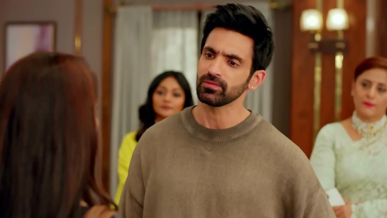 Virat Insults Amrita | Kaise Mujhe Tum Mil Gaye 