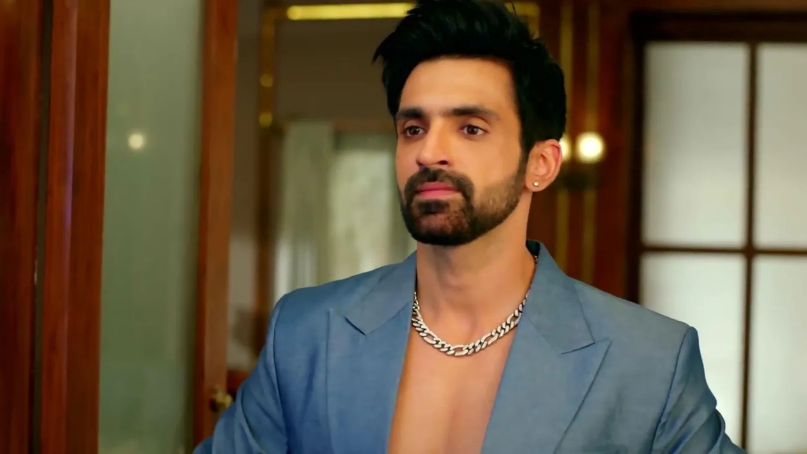 Amrita Stops Bhavani from Apologising 5th December 2023 Webisode