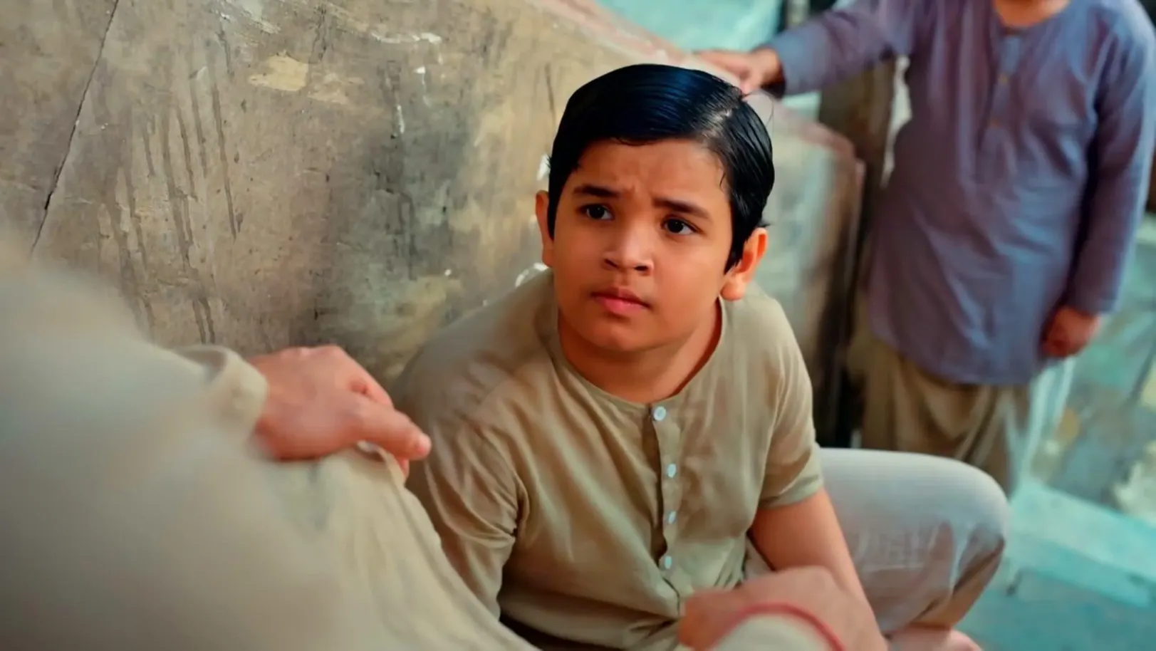 Krishna Bihari Explains a Plan to the Kids | Atal 