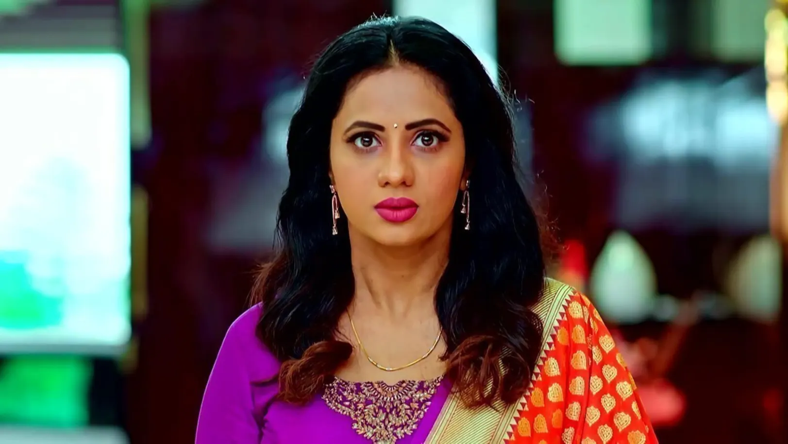 Jagadhatri Stops Madhuri’s Arrest Episode 97