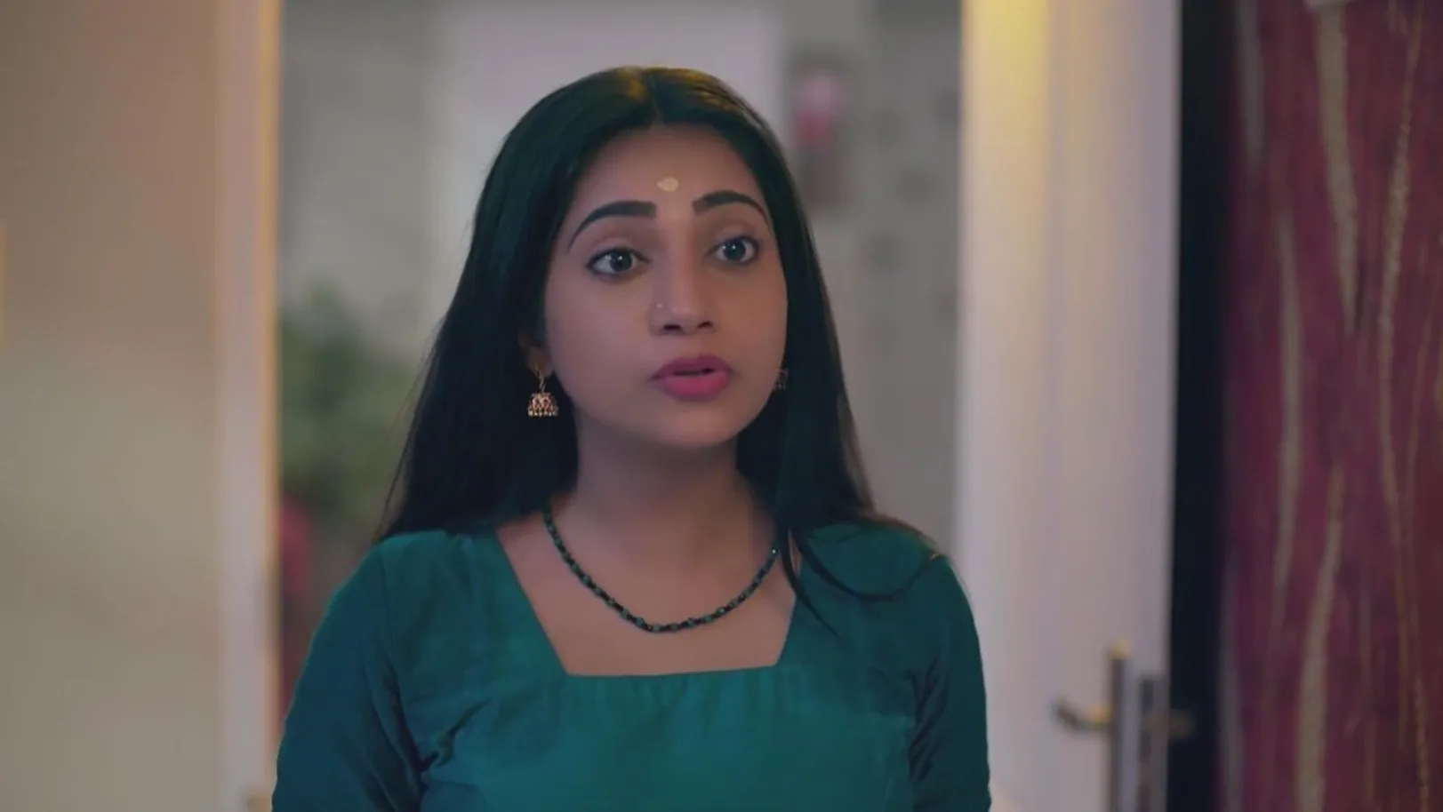 Shreya Becomes Uneasy 5th January 2024 Webisode