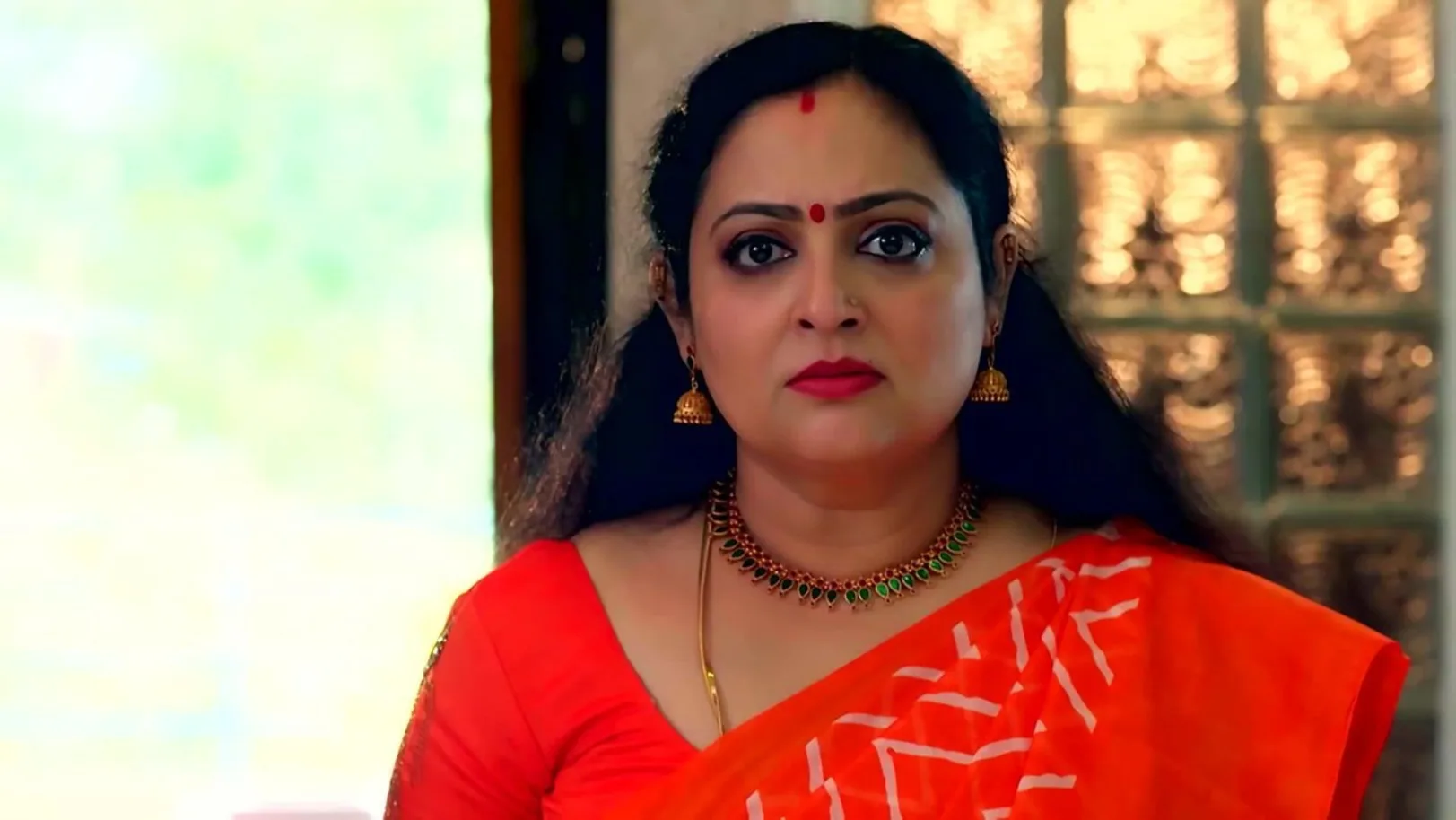 Maheshwar Asks Hymavathy to Apologise to Ganga | Mayamayooram 