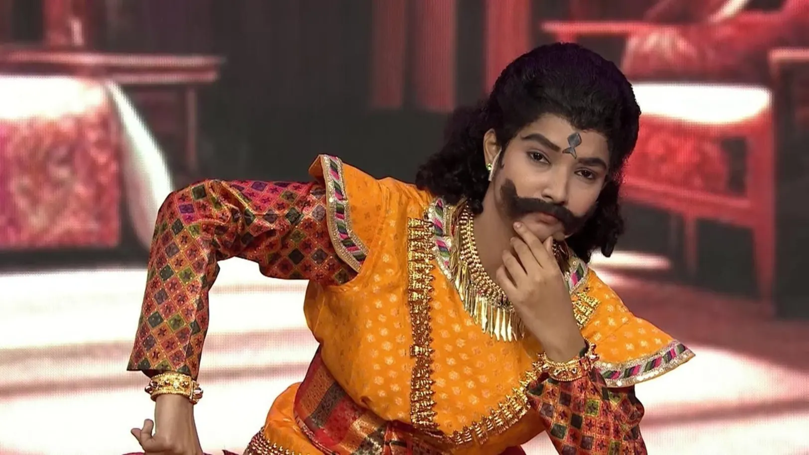 The Senior Contestants Arriveon the Show Episode 21