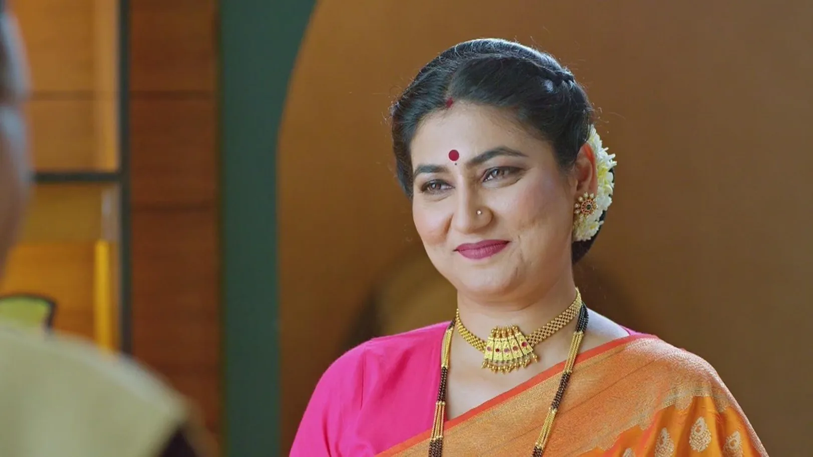 Paaru to Attend the Party Despite Maruti's Refusal 15th February 2024 Webisode