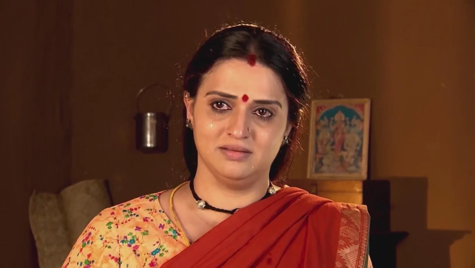 Mahadevi's Husband Gives Her an Ultimatum | Naagamandala 