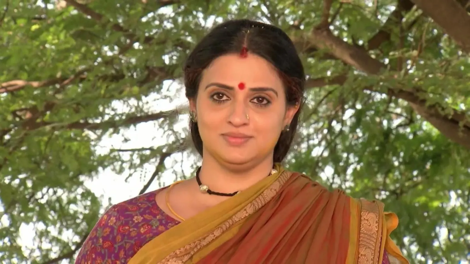 Parameshi's Actions Make Mahadevi Emotional | Naagamandala 