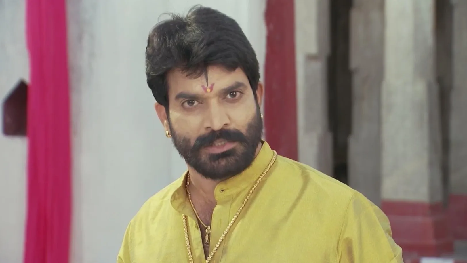 Bhadravathi Indirectly Incites Dhananjaya | Naagamandala 