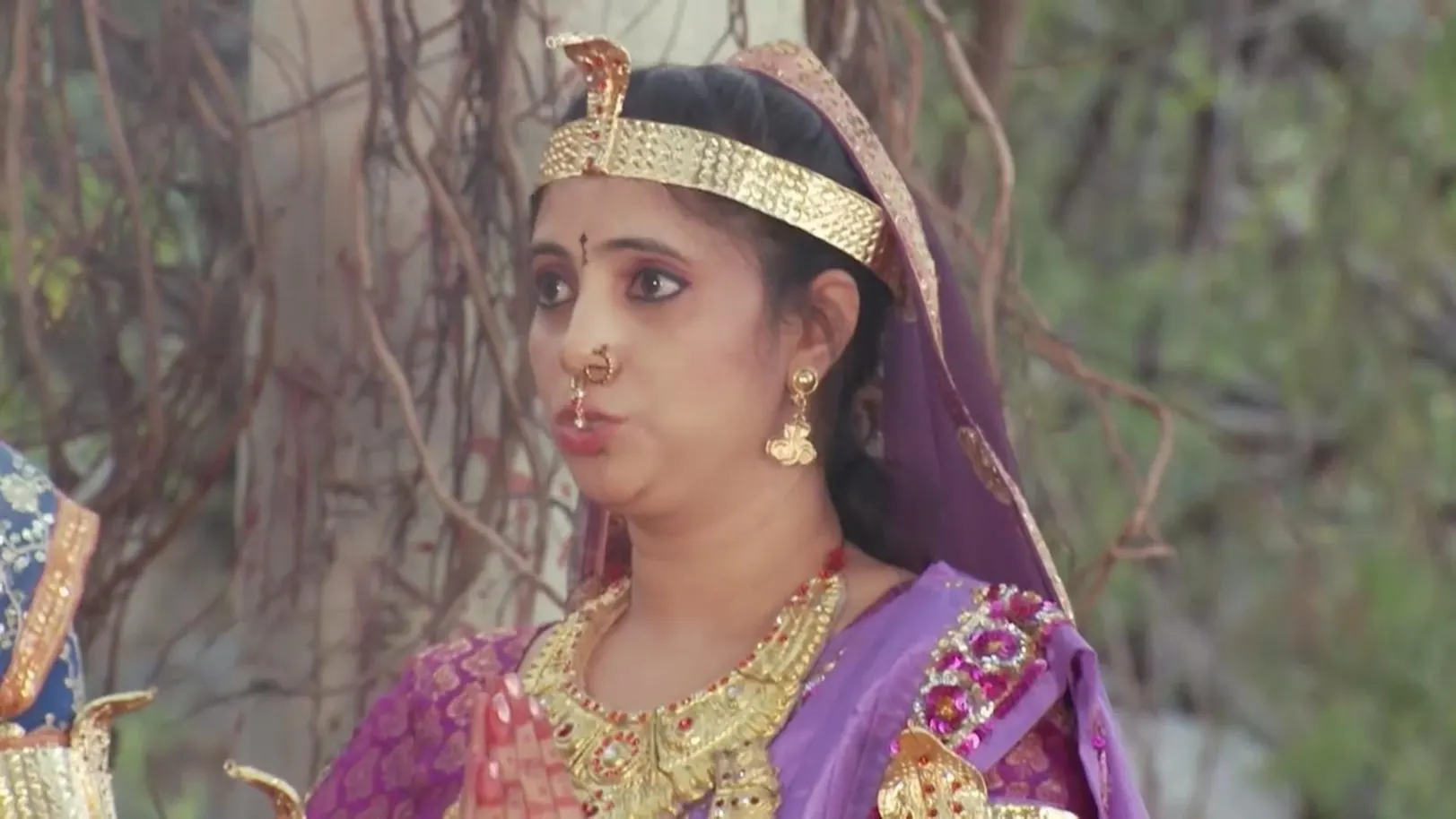 Parameshi Struggles to Save His Family | Naagamandala 