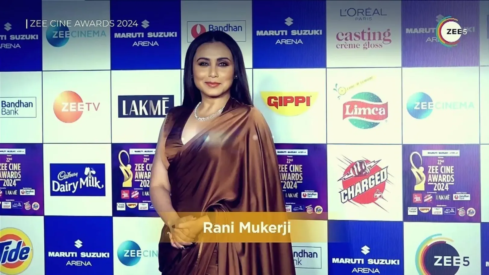 Veteran Bollywood Actors Attend the Show | Zee Cine Awards 2024 