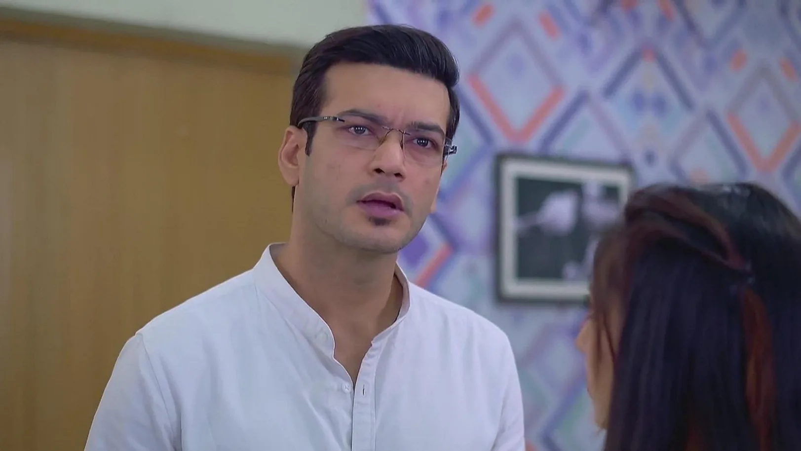 Seeing Sam in Disguise, Rohit Gets Suspicious 12th April 2024 Webisode