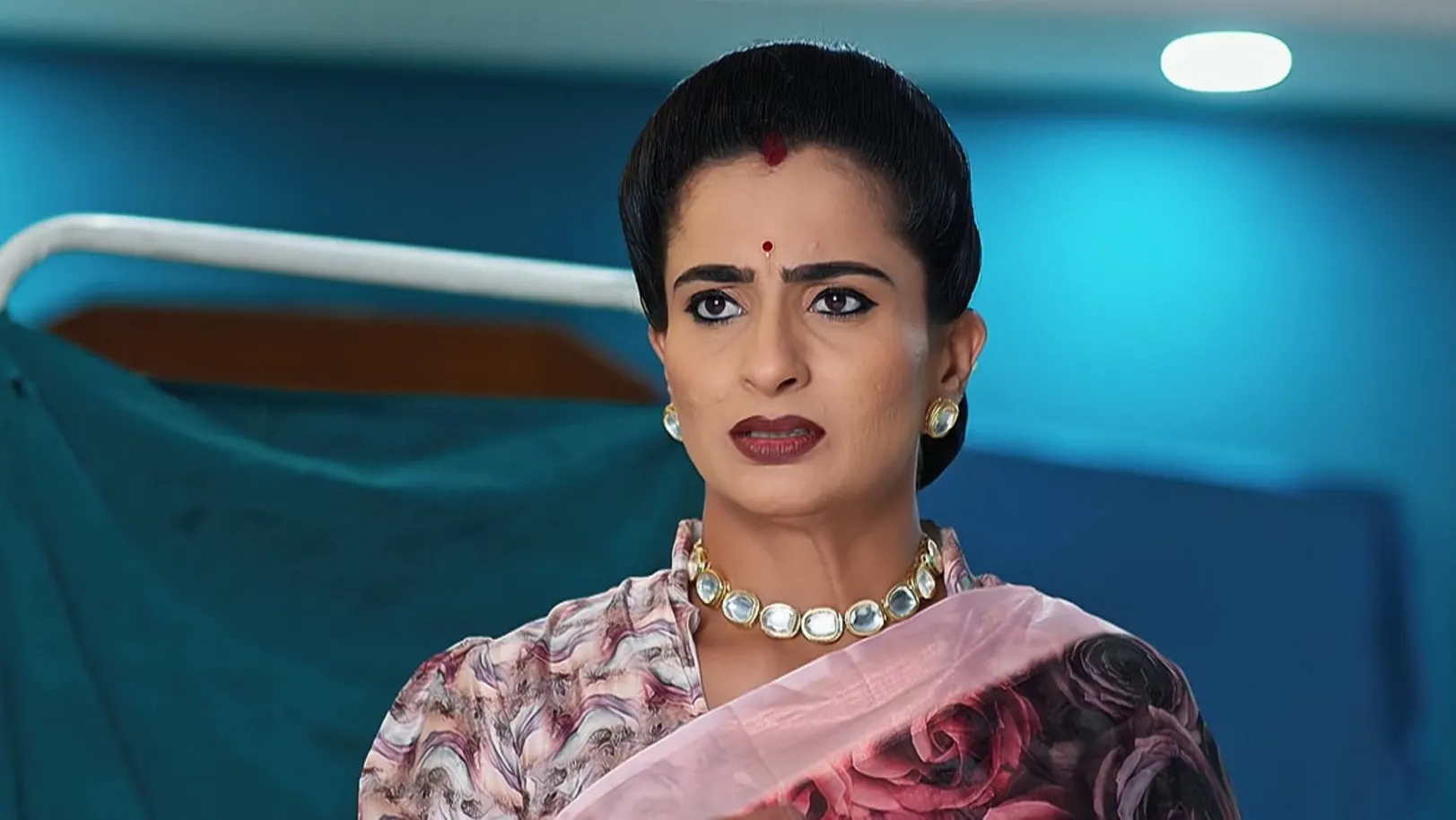 Chiranjeevi Lakshmi Sowbhagyavati - April 22, 2024 - Episode Spoiler