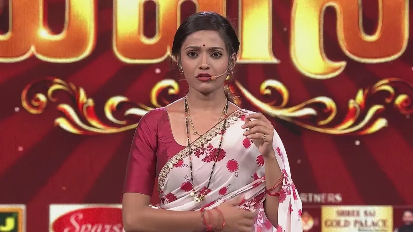 The Judges are Impressed by Devasena's Act 