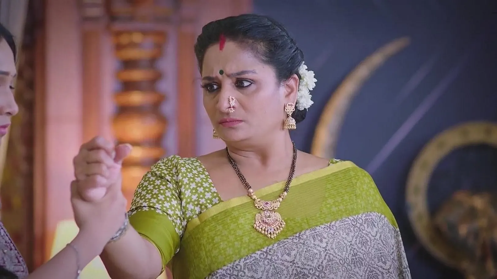 Shravani Stops Vijaya from Hitting Subbu 7th May 2024 Webisode