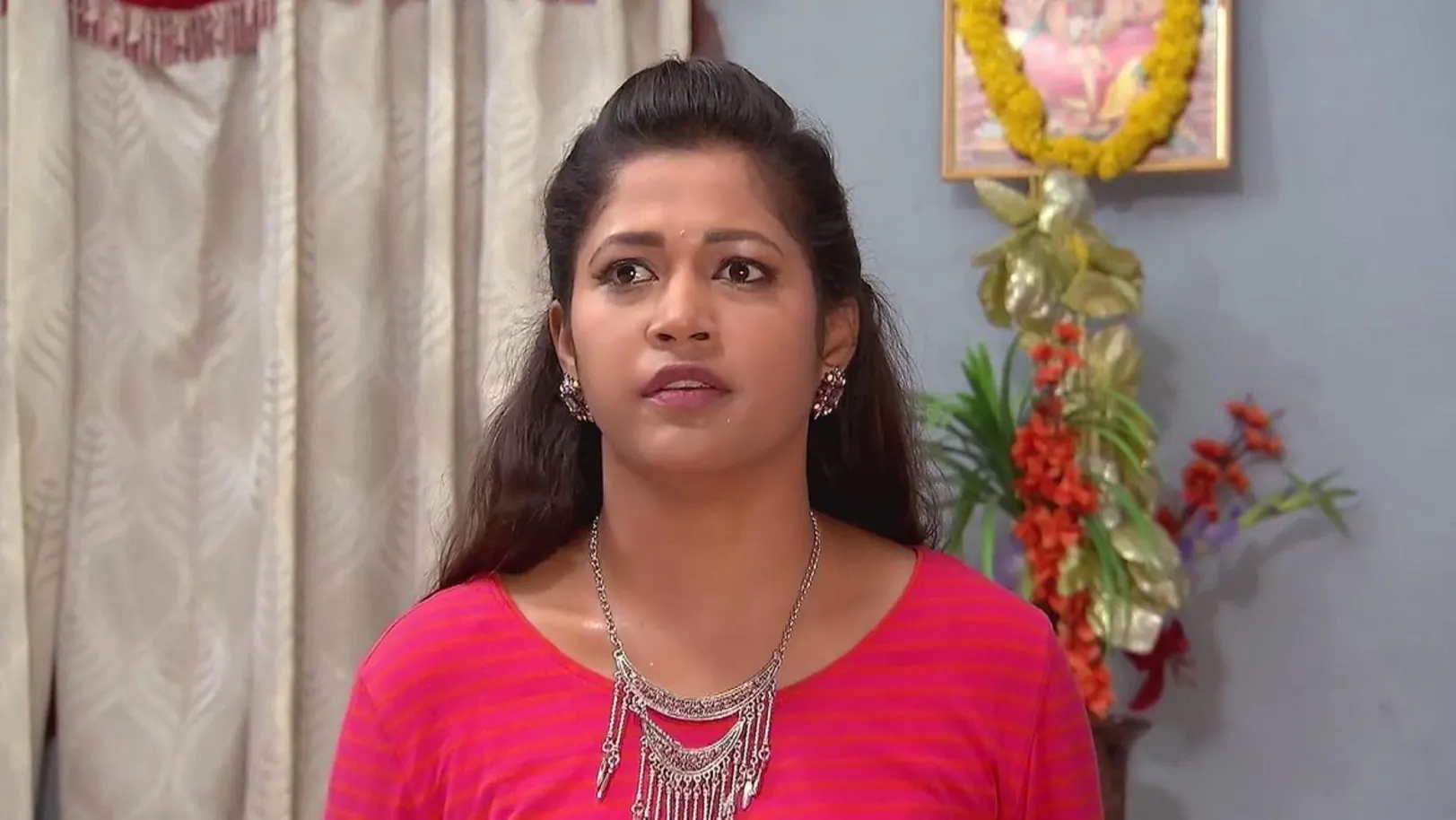 Parnika Swaps the Garuda Necklace with a Fake One | Naagamandala 