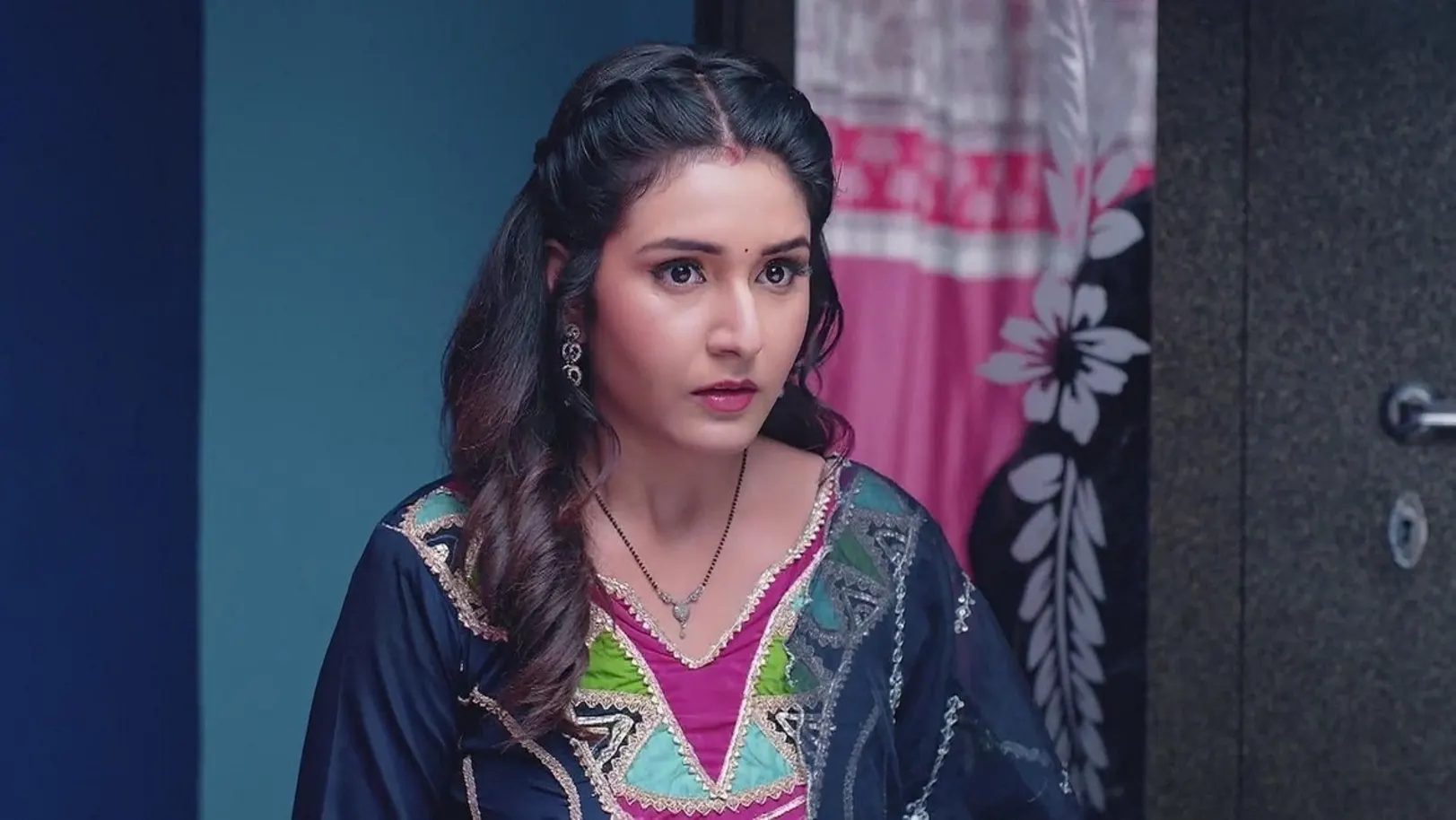 Shanaya Instigates Viraj 13th June 2024 Webisode