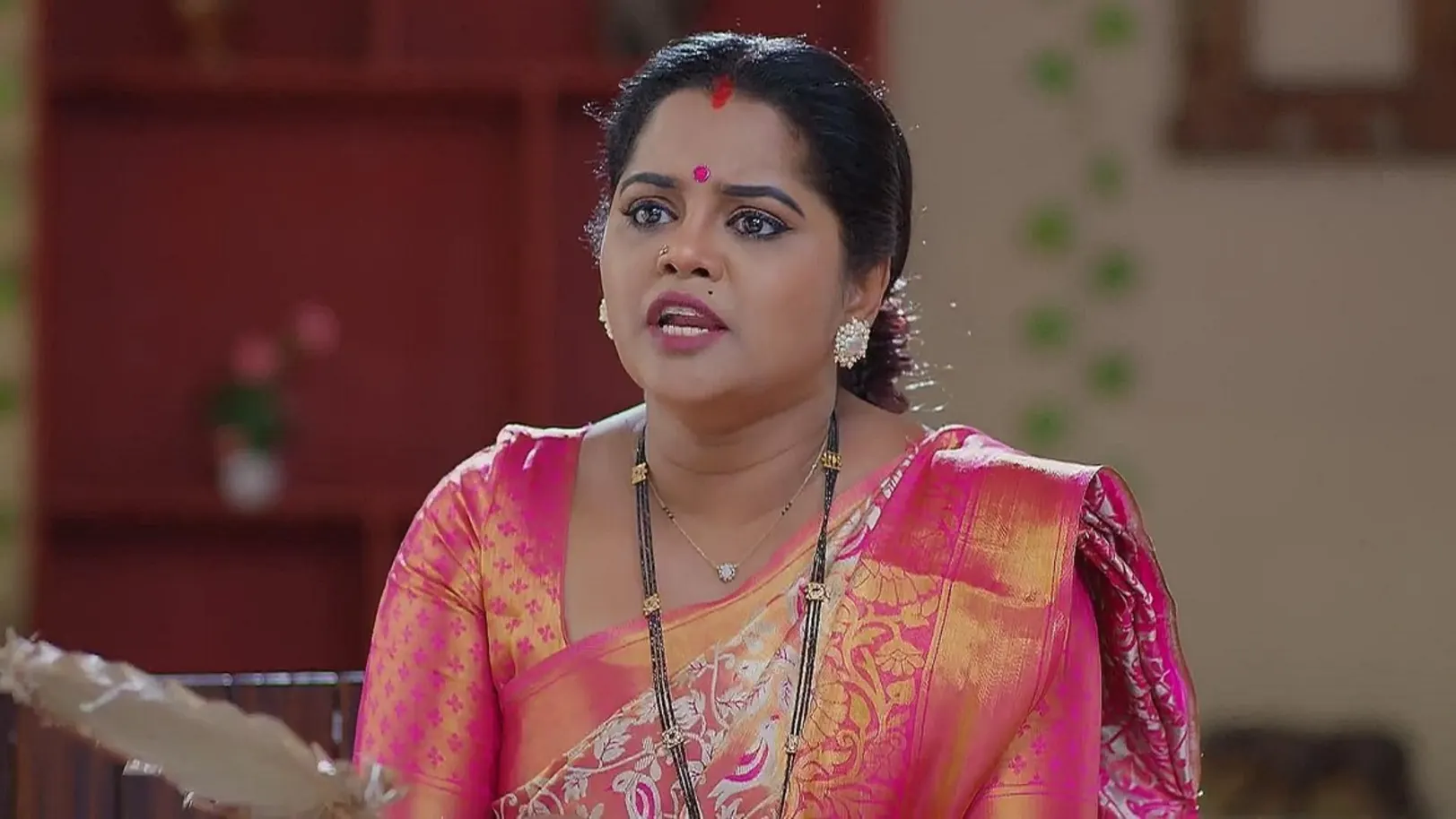 Charu Gets Treatment for Her Wounded Tongue 17th June 2024 Webisode