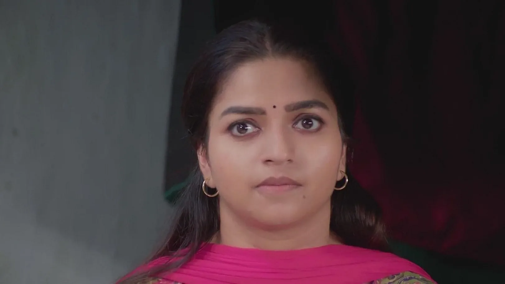 Saniyan's Wife Believes Bharani | Anna 