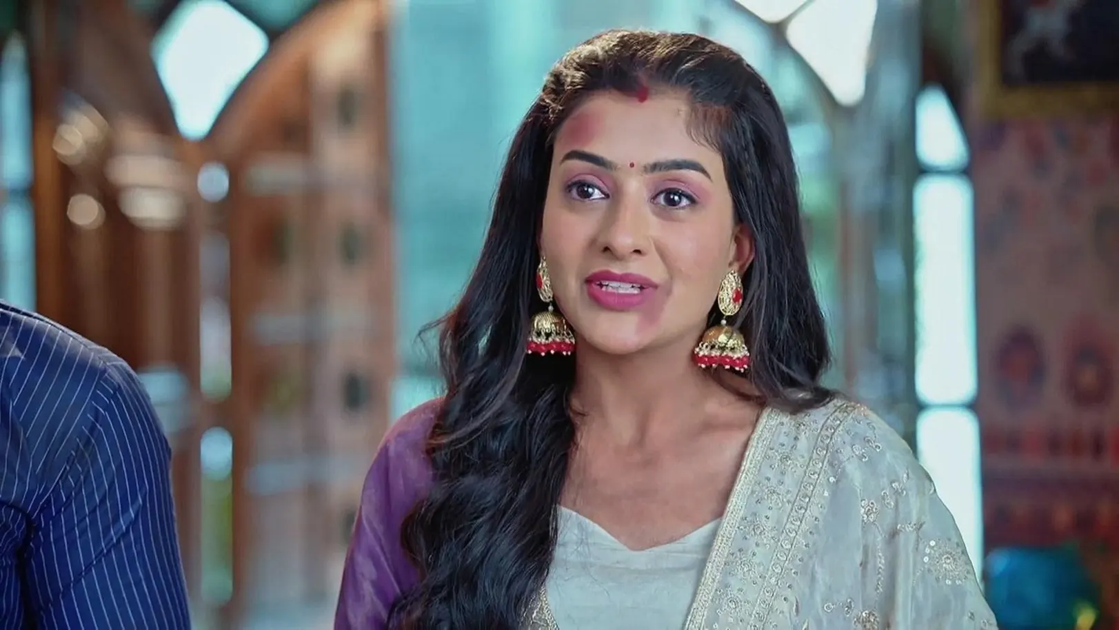 Maa Divyana Accuses Shivika 25th June 2024 Webisode