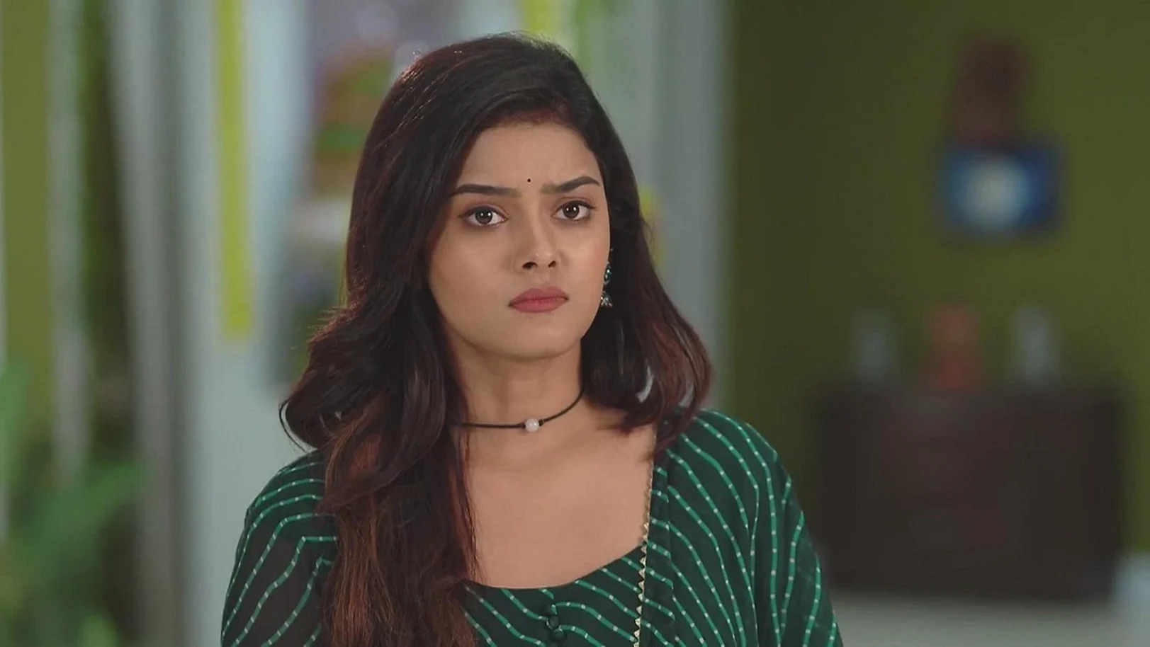 Diya Tries to Expose Rekha 27th June 2024 Webisode