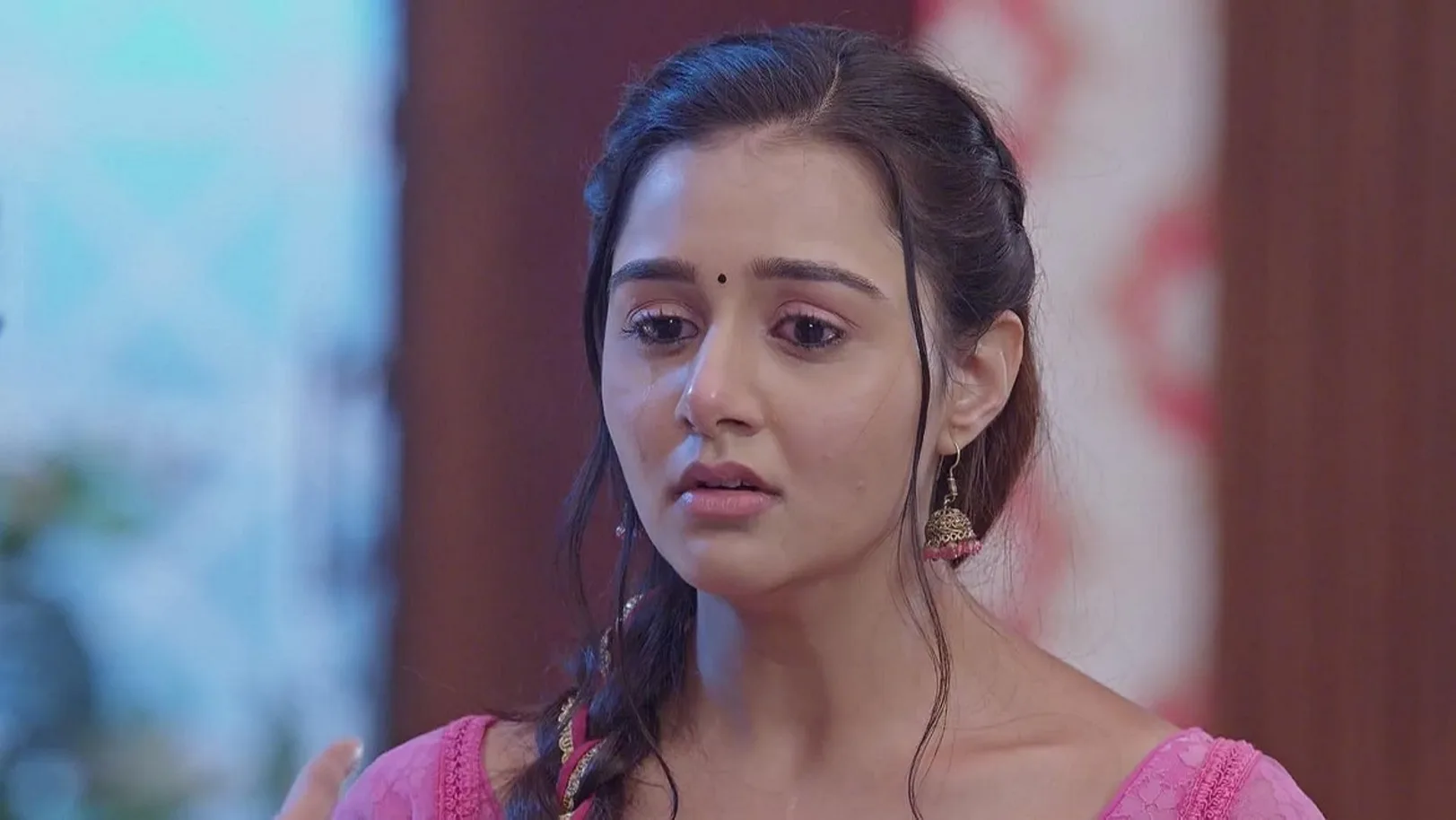 Shalu Asks Rishi to Withdraw the Complaint 24th June 2024 Webisode