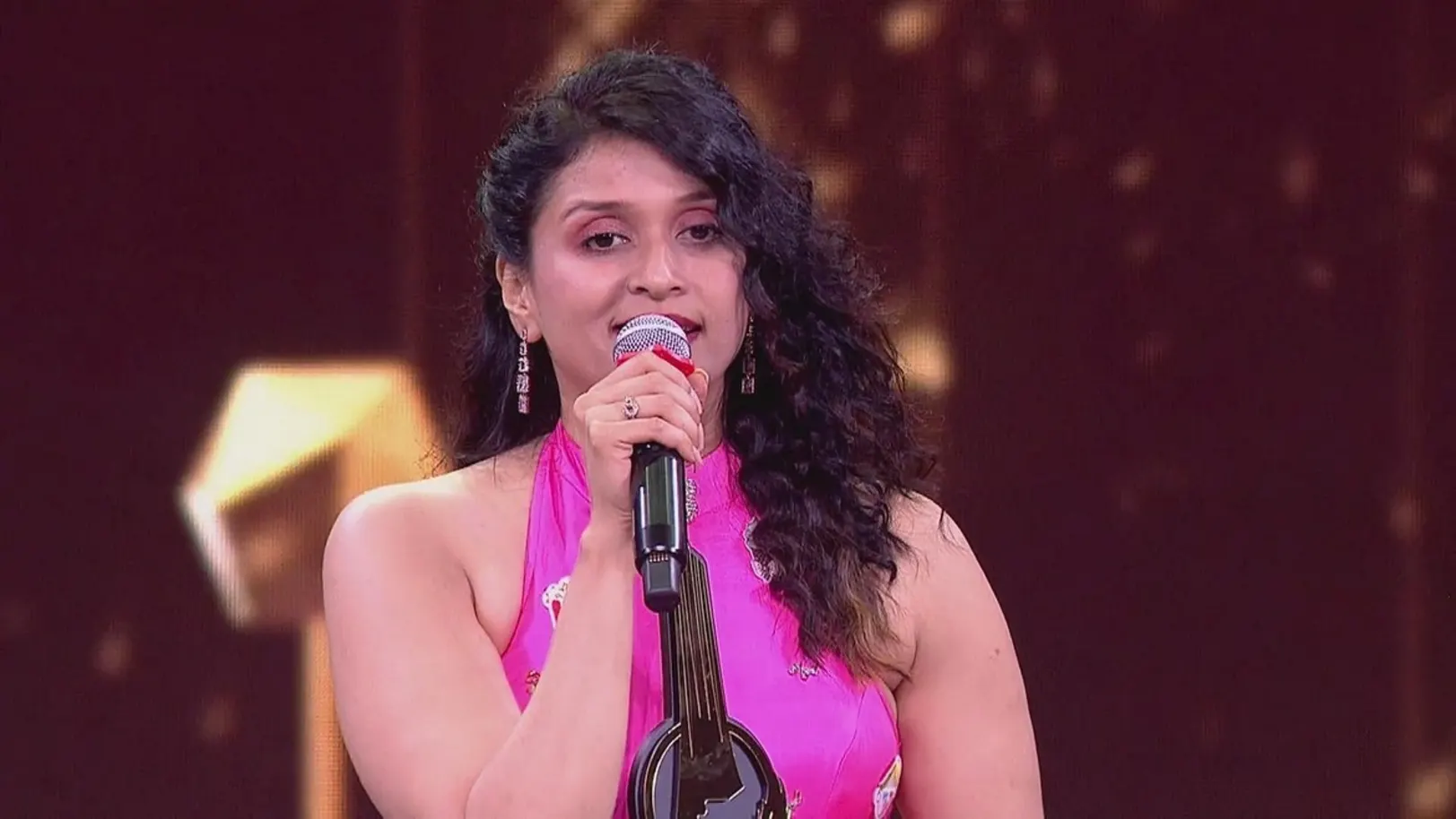 International Iconic Awards 10 2024 | Felicitating the Entertainer of the Year Mannara 