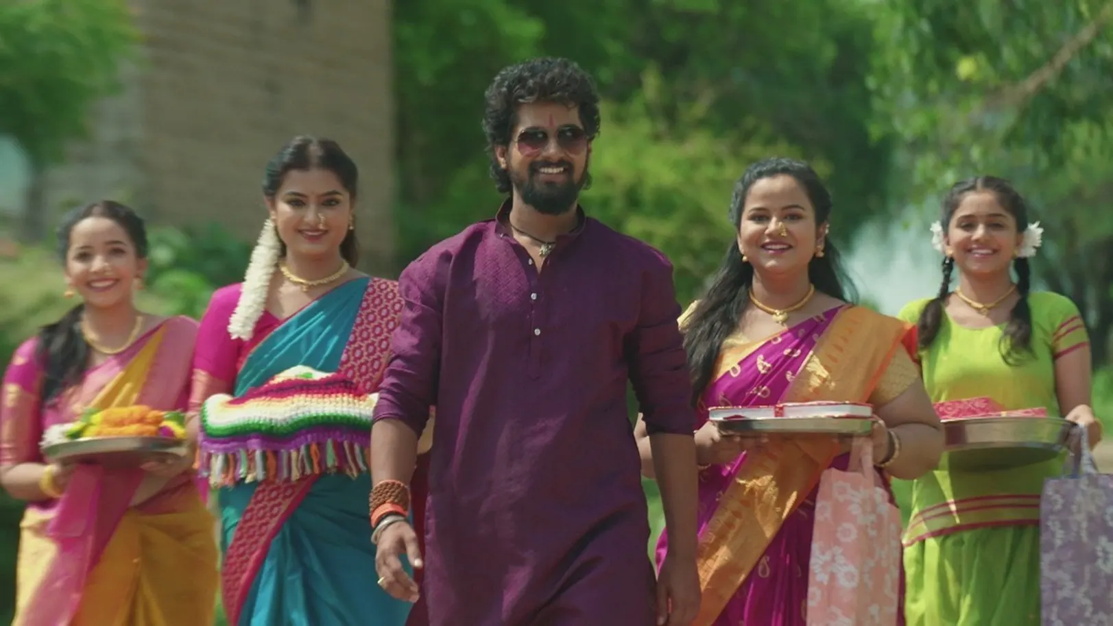 Lakhat Ek Amcha Dada - 18 July, 2024 Lakhat Ek Amcha Dada - 18 July, 2024