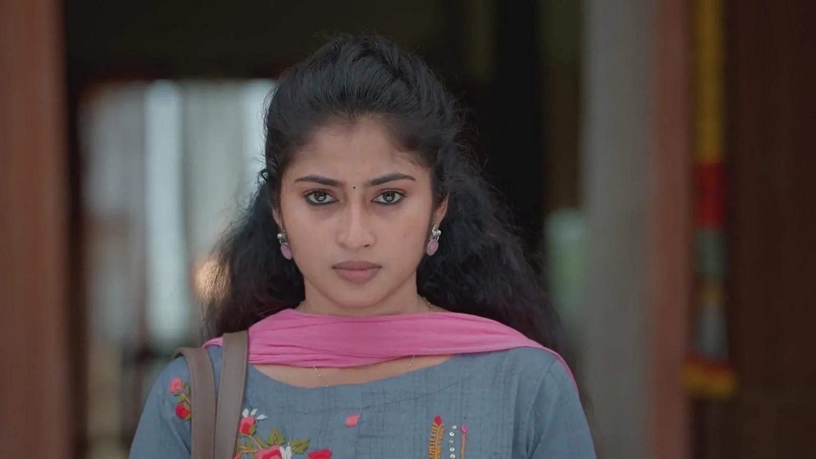 Veera Argues with Muthulakshmi 24th July 2024 Webisode