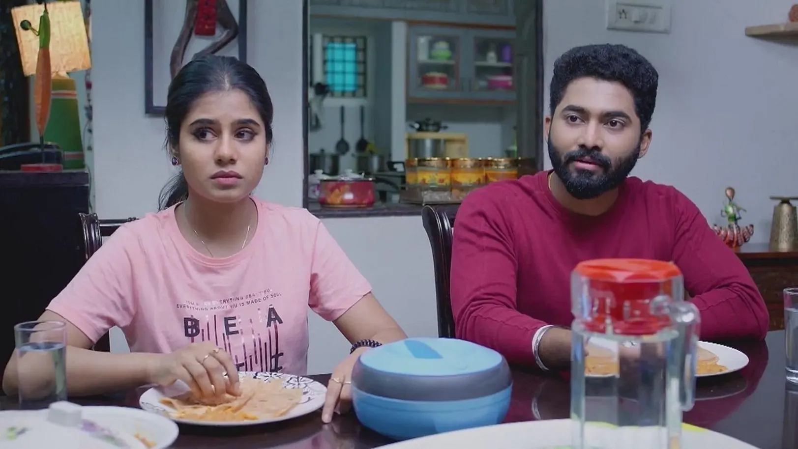 Jeeva Urges Madhumitha to Marry Goutham | Nenjathai Killathe 