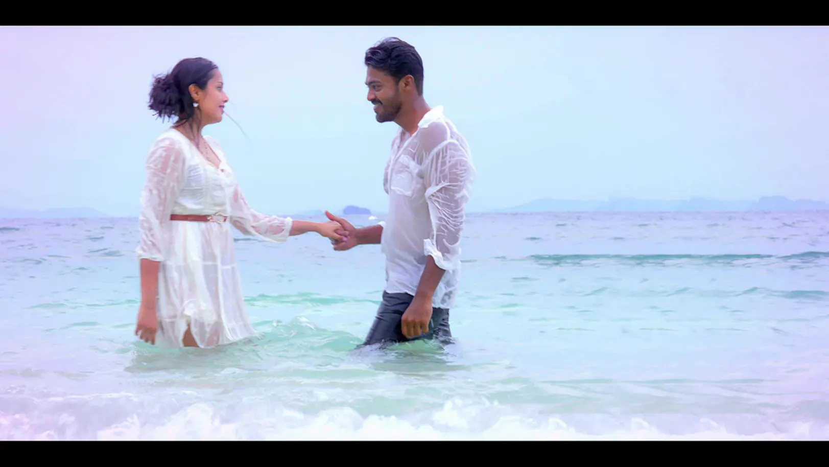 Akshara-Adhipati Have a Great Time on the Seashore | Tula Shikvin Changlach Dhada | Promo